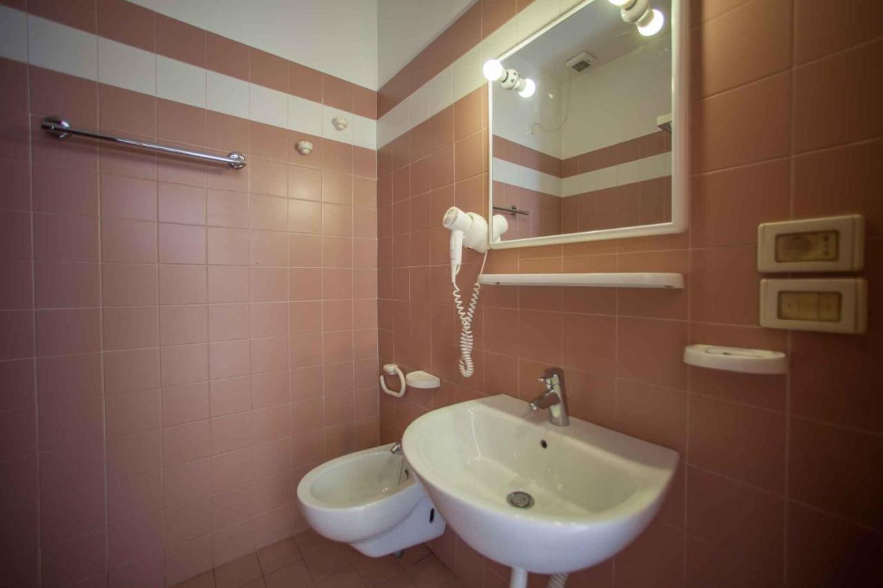 Holiday Homes In Sirmione/Gardasee 22174 Luaran gambar