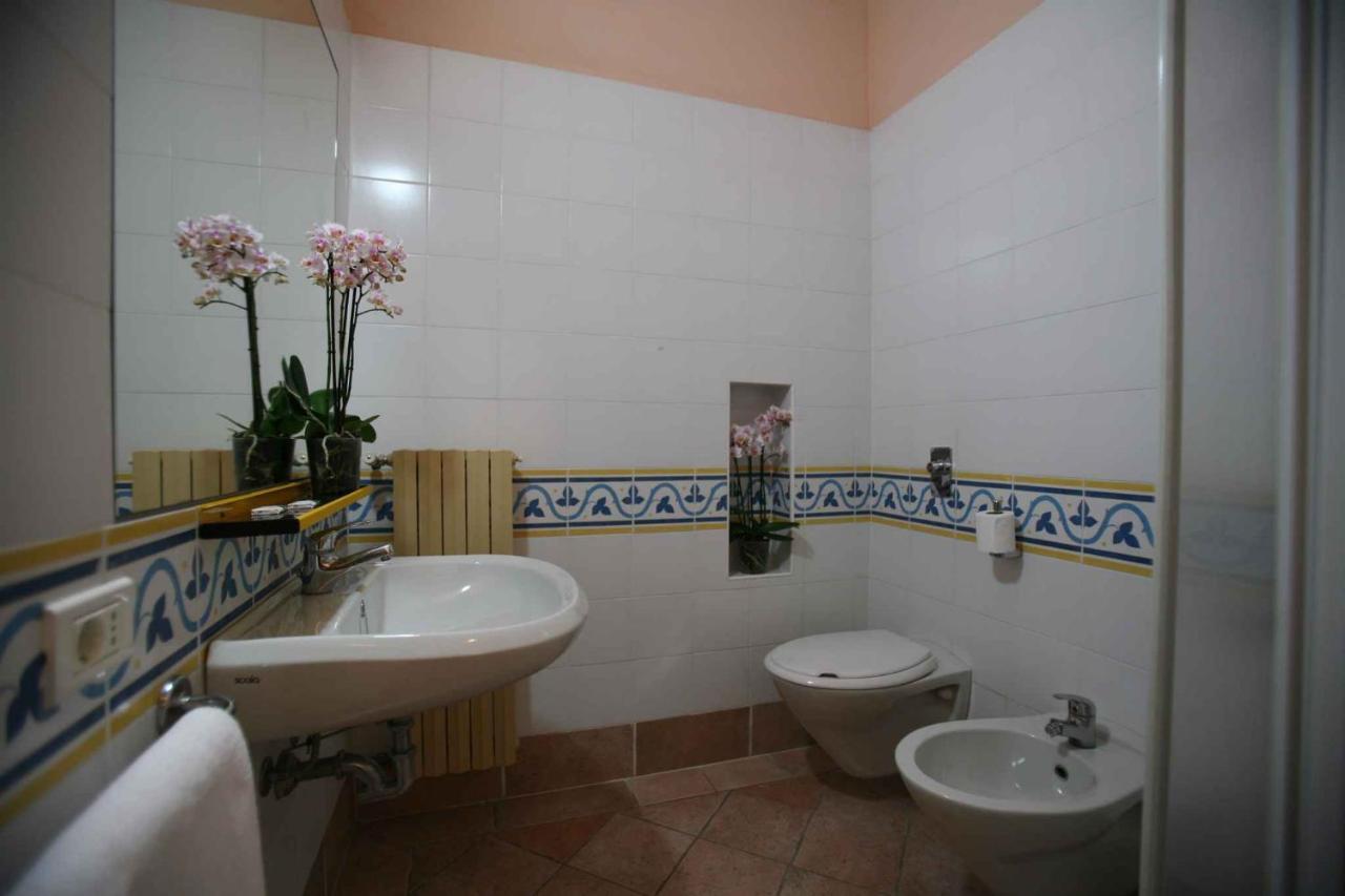 Holiday Homes In Sirmione/Gardasee 22174 Luaran gambar