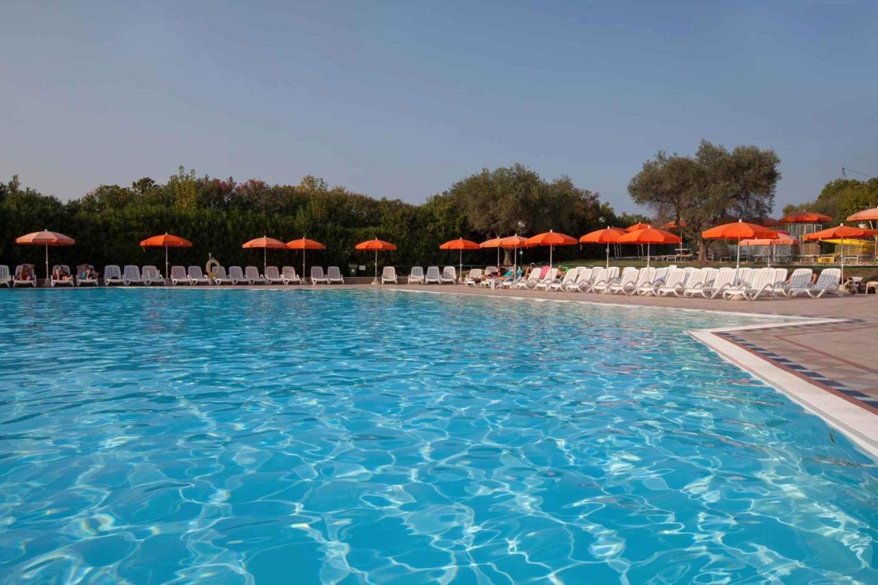 Holiday Homes In Sirmione/Gardasee 22174 Luaran gambar