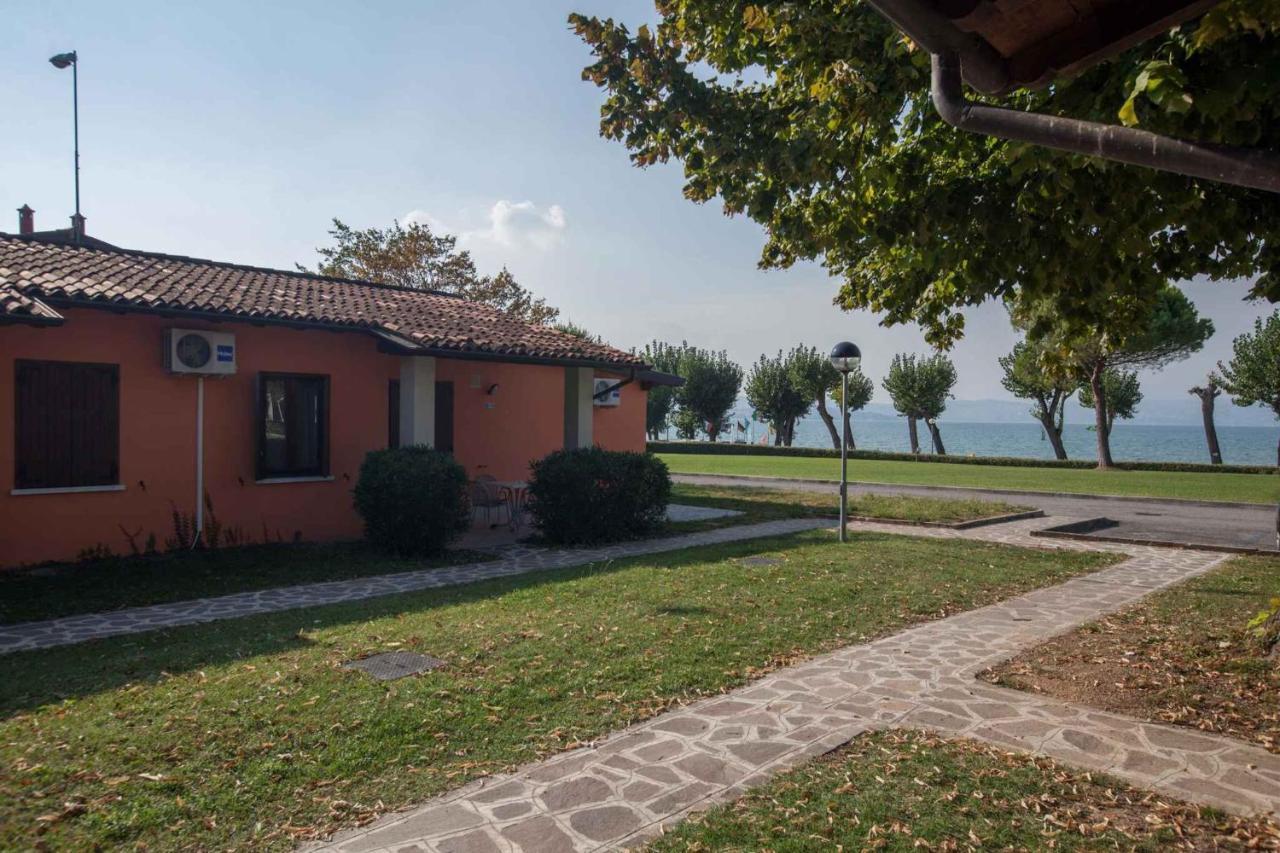 Holiday Homes In Sirmione/Gardasee 22174 Luaran gambar